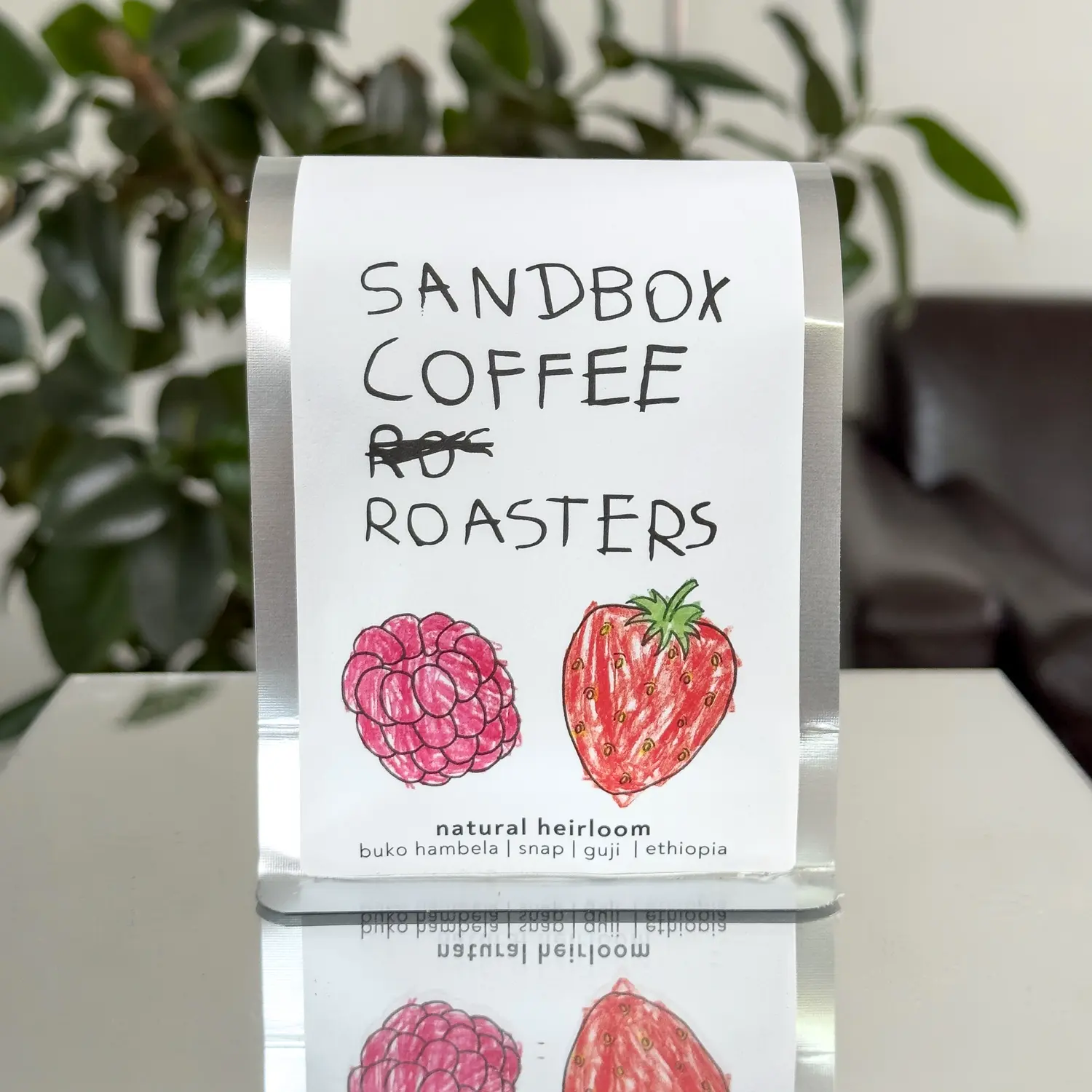Sandbox Coffee Roasters Natural Heirloomの袋